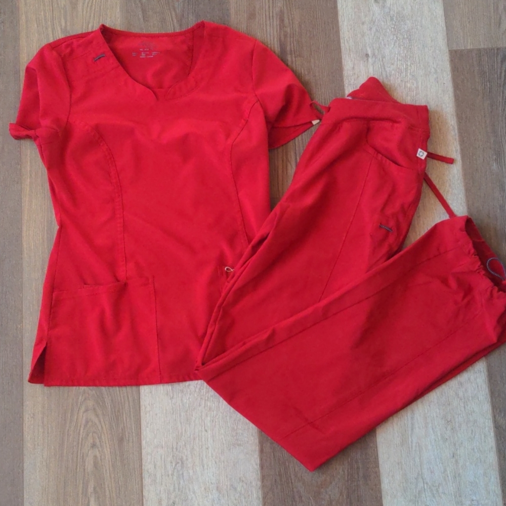 Red Cherokee infinity scrub set